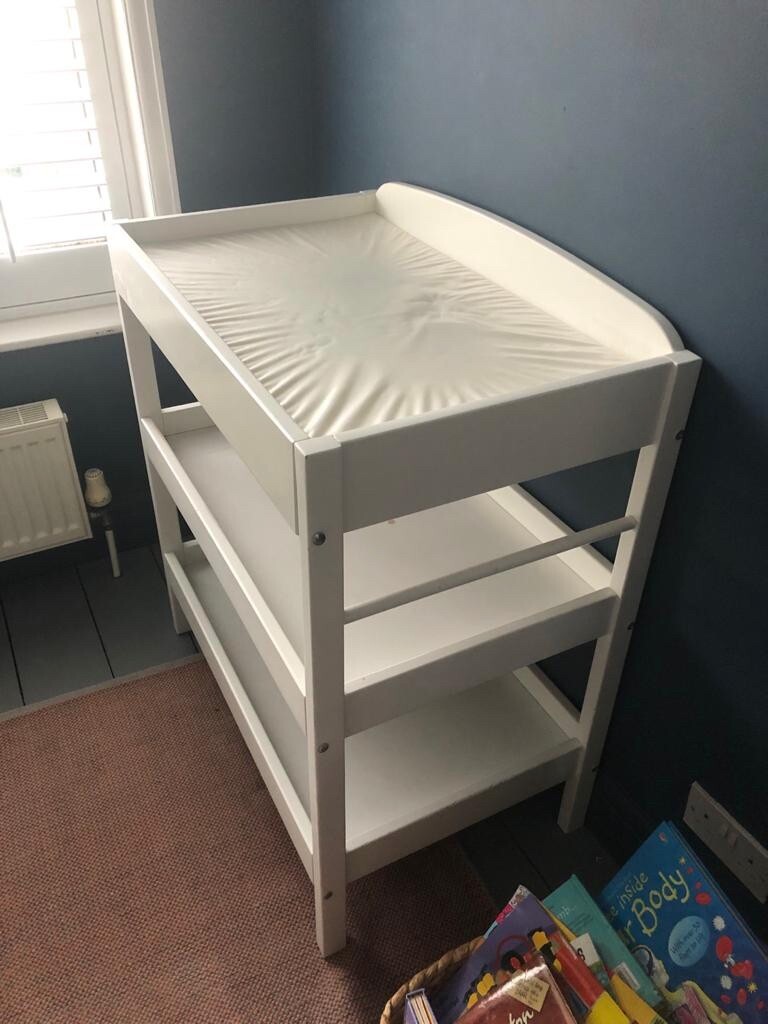 baby change table gumtree